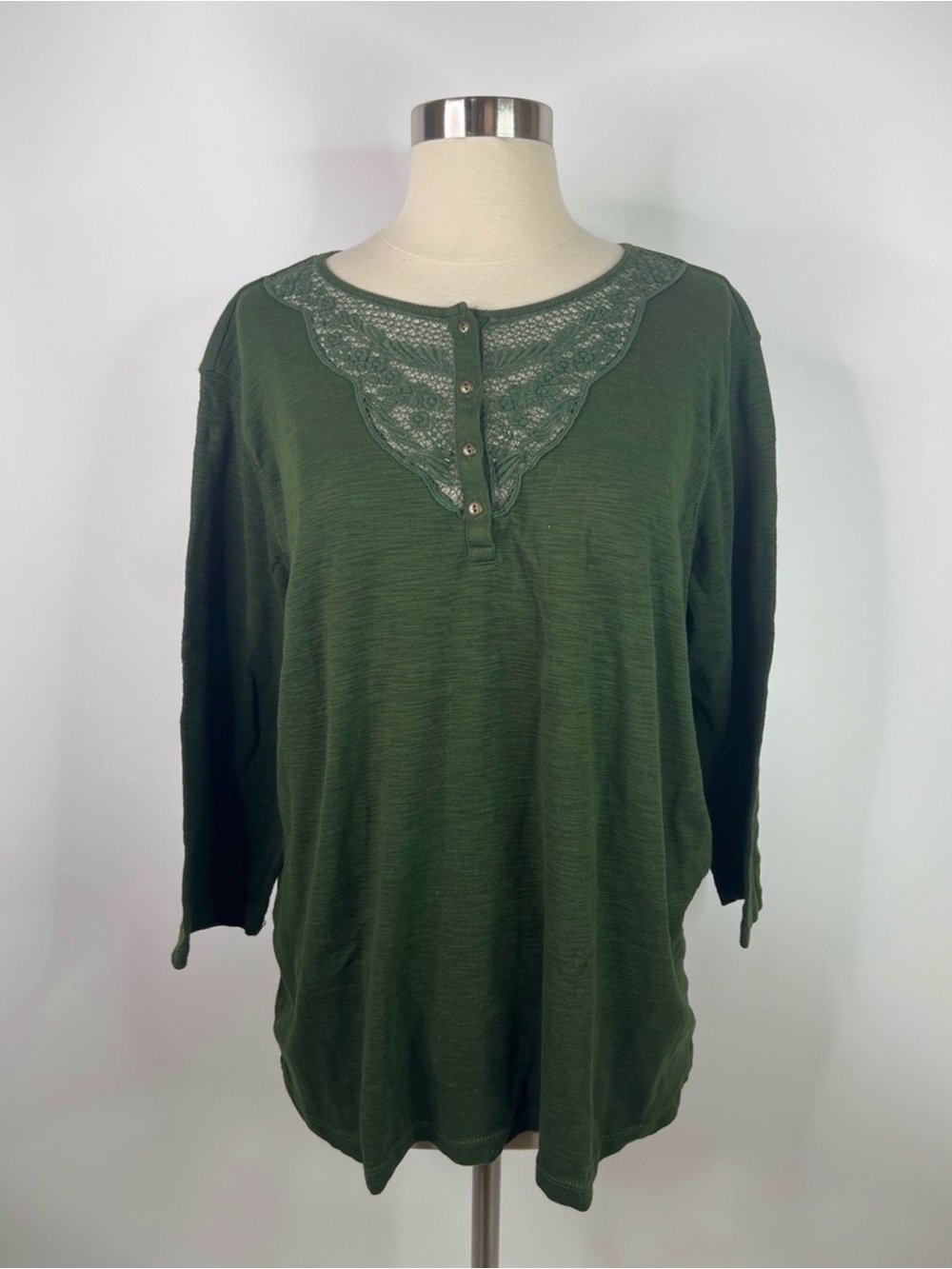 Chaps 100% Cotton 3/4 Sleeve Women's Lace-Trim Henley Top